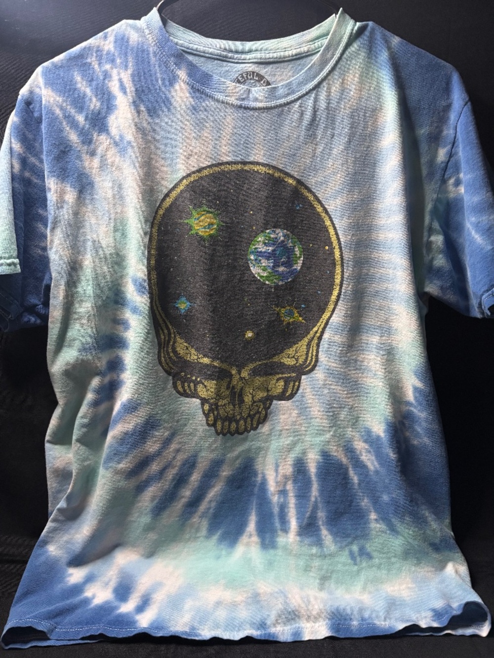 Grateful Dead 2018 Space Skull Tie Dye Graphic T Shirt Blue Green Mens Small.